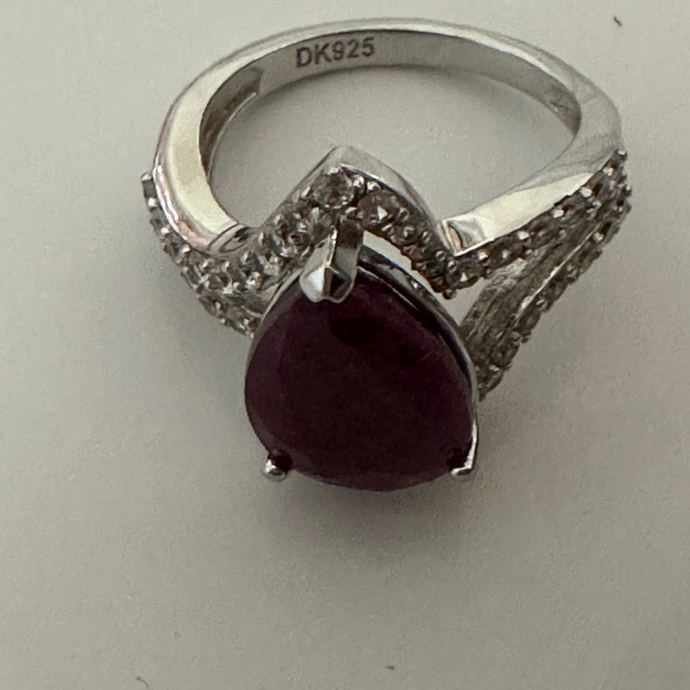 Silver Ring with Deep Red Teardrop Stone size 8